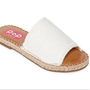 Pop Comfort Fit mules White size 9.5M